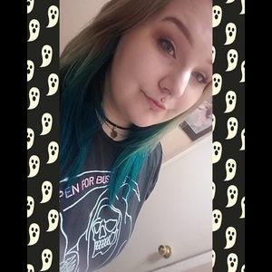 Meet your Posher, Alyssa